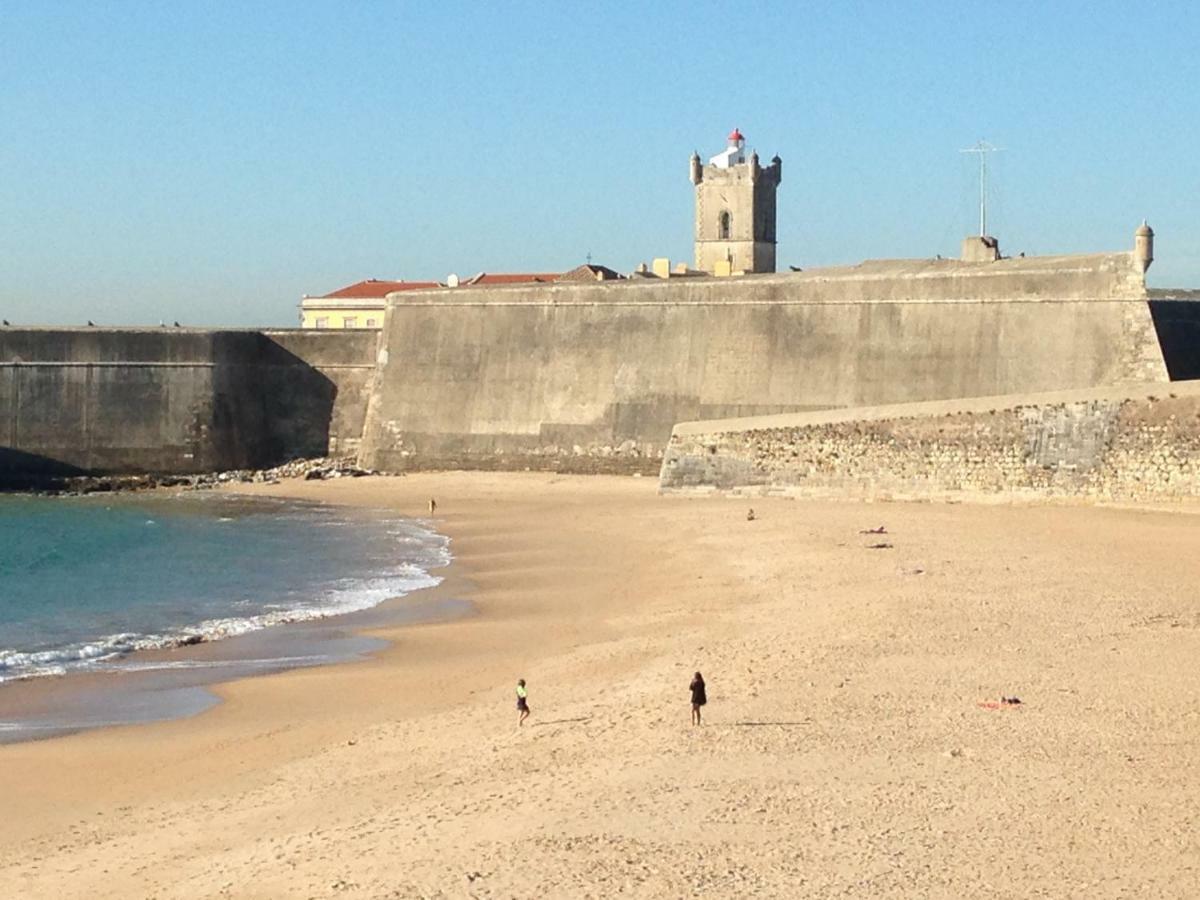 Beautiful Private Room Next To Lisbon - New Paço de Arcos Exteriör bild